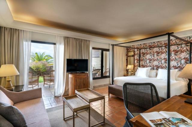 Villa garden room