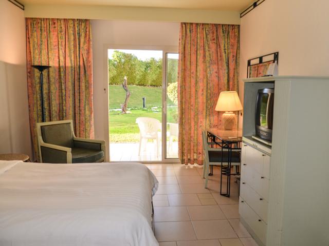 Standard Pool View Room