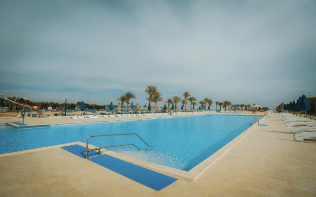 Gravity Hotel & Aqua Park