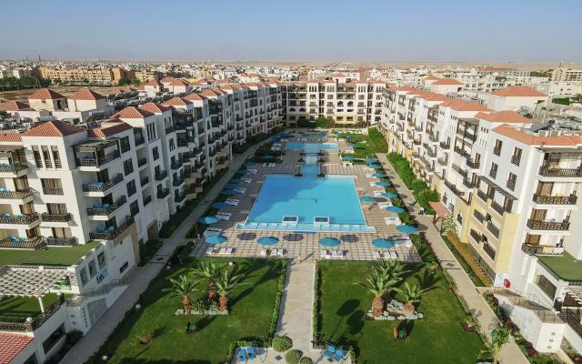 Gravity Hotel & Aqua Park