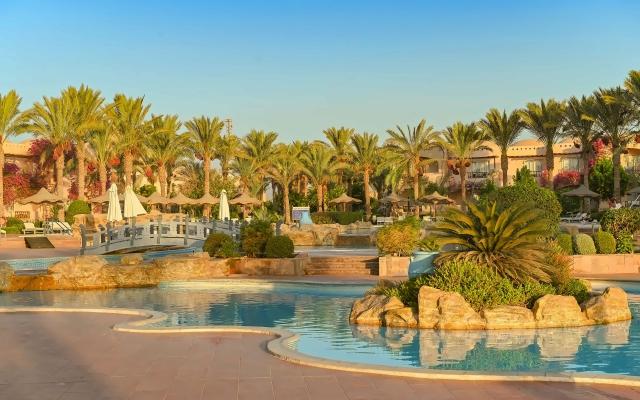 Dream Lagoon & Aqua Park Resort