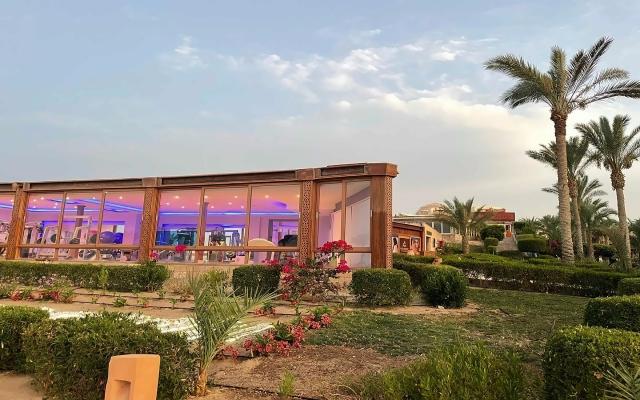 Dream Lagoon & Aqua Park Resort
