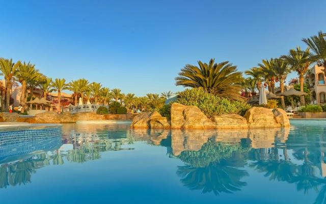Dream Lagoon & Aqua Park Resort