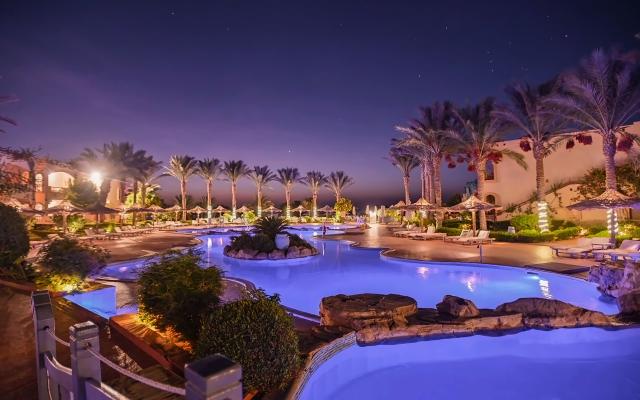 Dream Lagoon & Aqua Park Resort