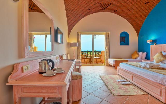 Front View Room