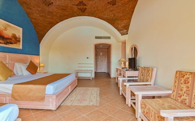 Front View Room