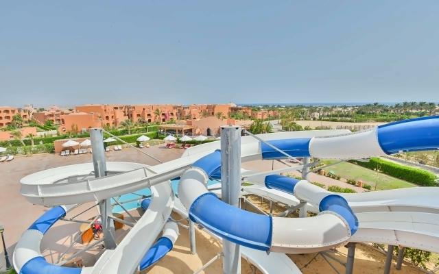 Dream Lagoon & Aqua Park Resort