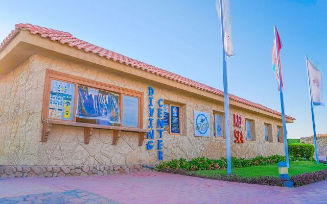 Charmillion Club Aqua Park