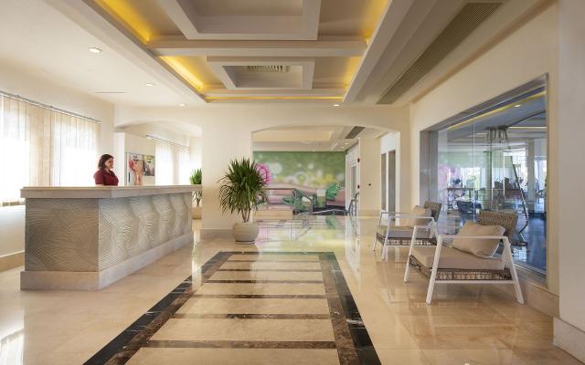 Charmillion Club Aqua Park