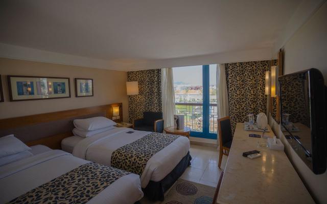 Standard Sea View Room