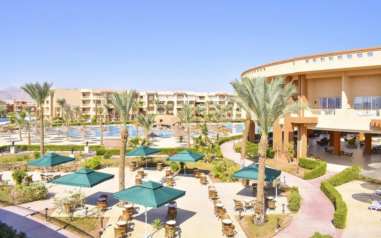 Parrotel Lagoon Resort