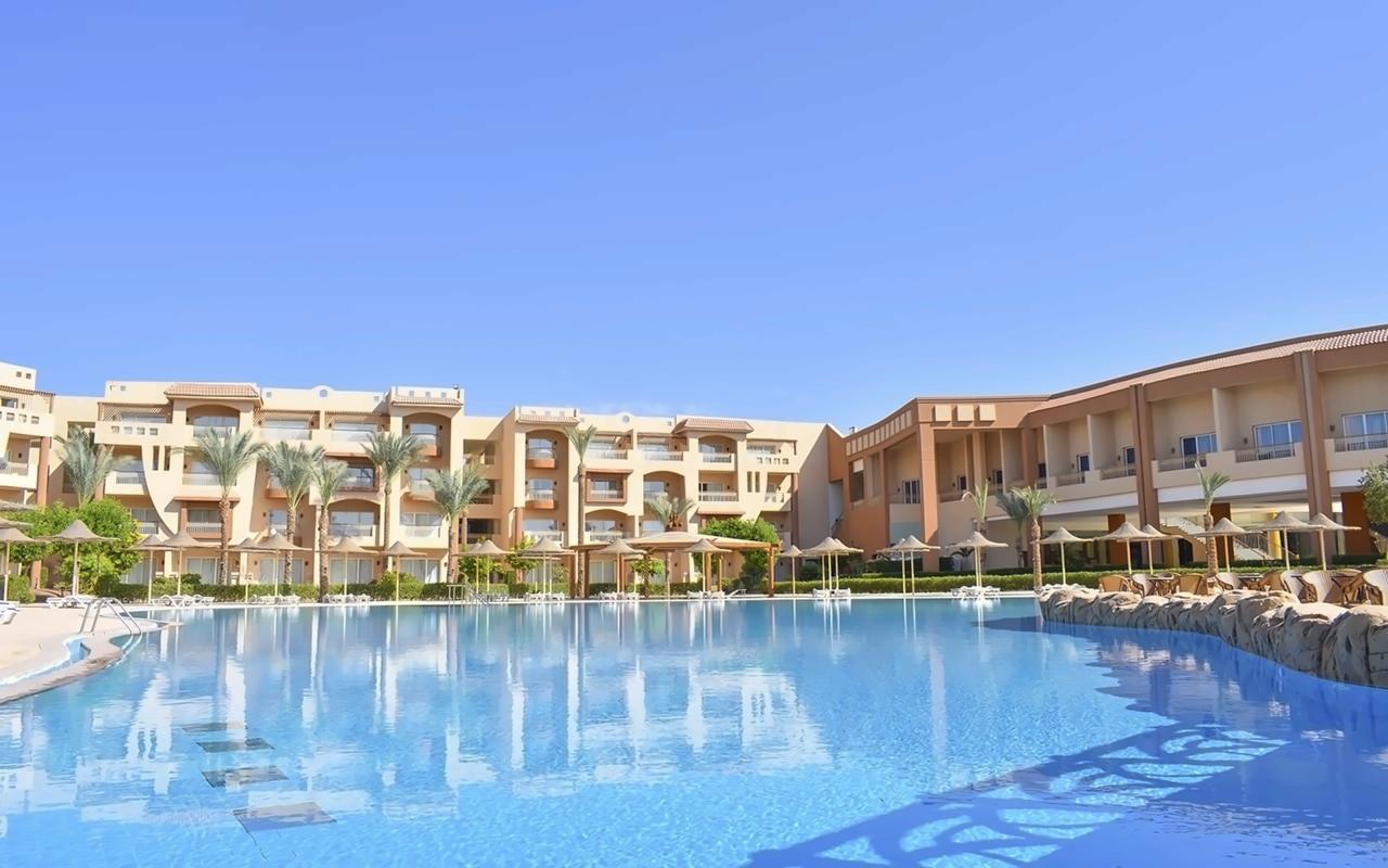 Parrotel Lagoon Resort