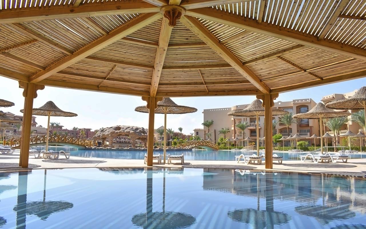 Parrotel Lagoon Resort