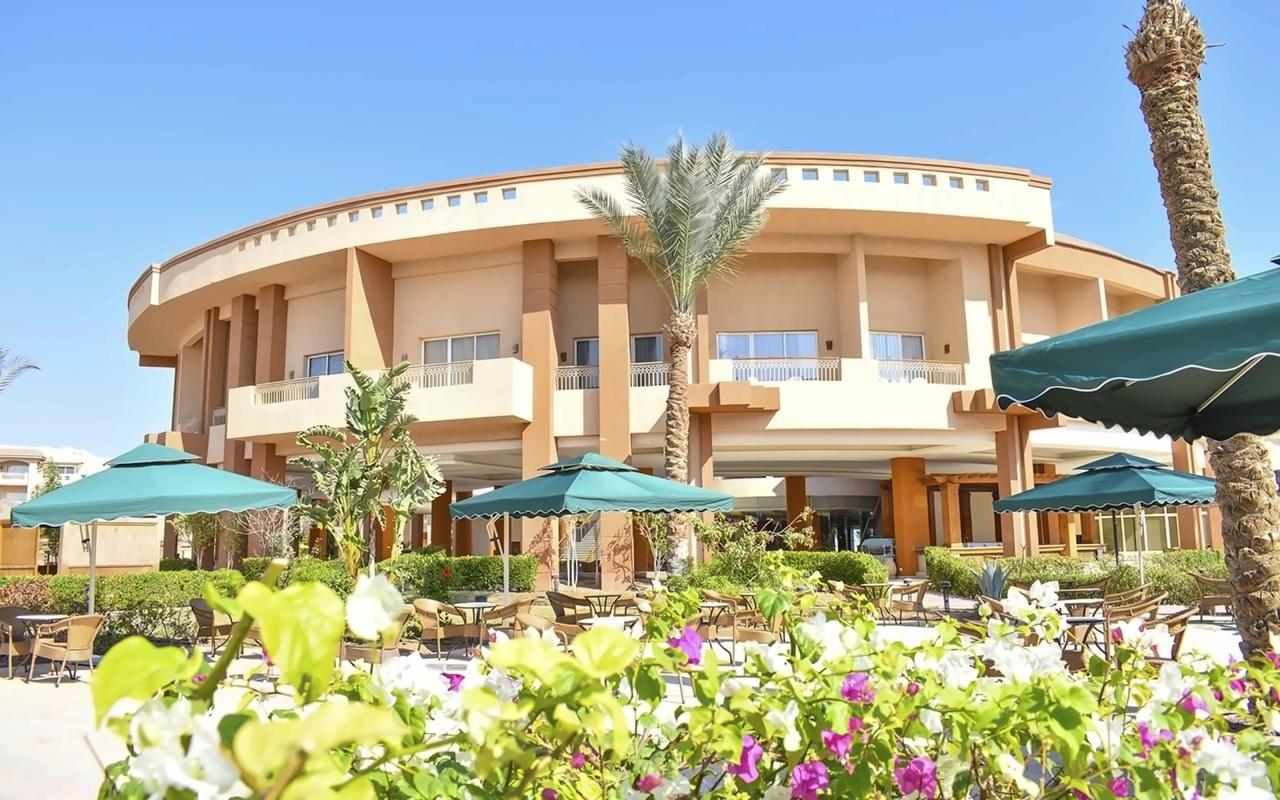 Parrotel Lagoon Resort