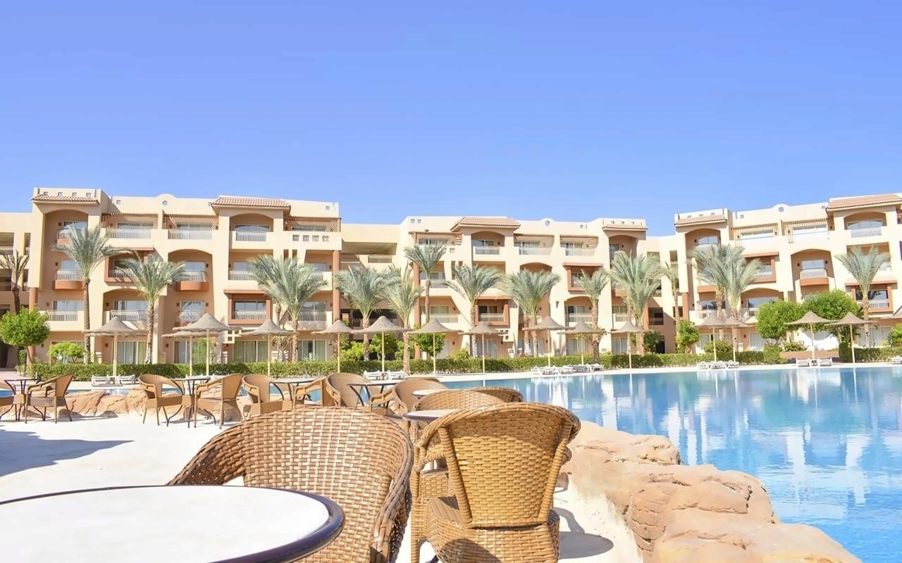 Parrotel Lagoon Resort
