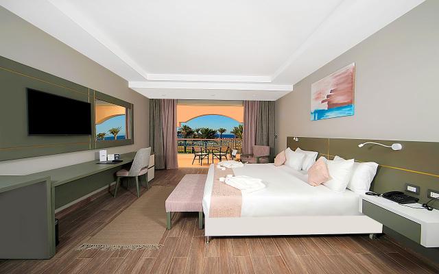 Premium Indoor Jacuzzi Room Sea View