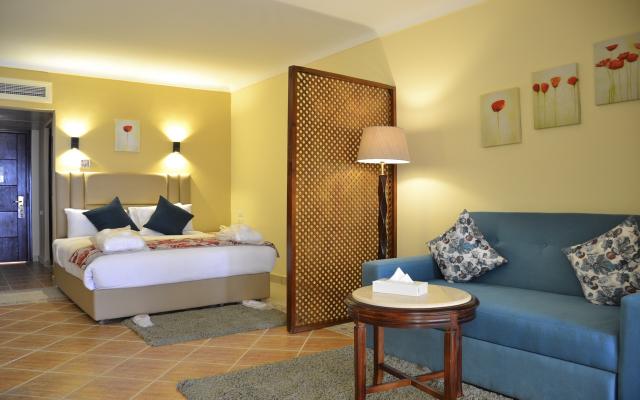 Royal Club Sea View Room