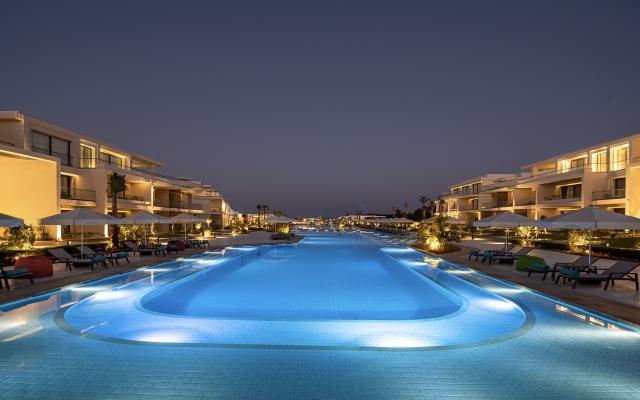 Rixos Premium Magawish Suites & Villas