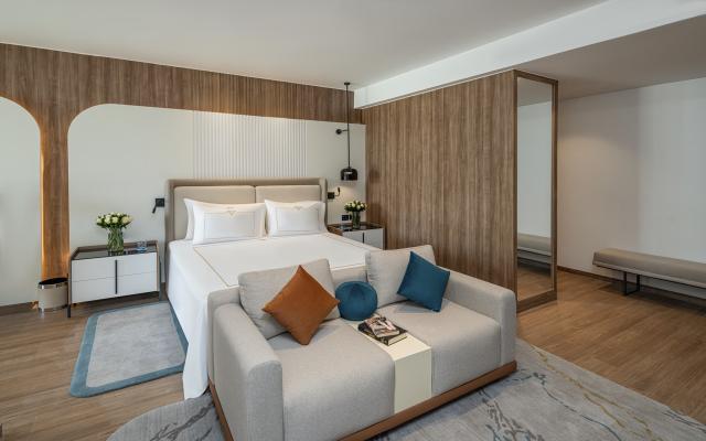 Superior Suite 