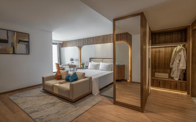 Superior Suite 