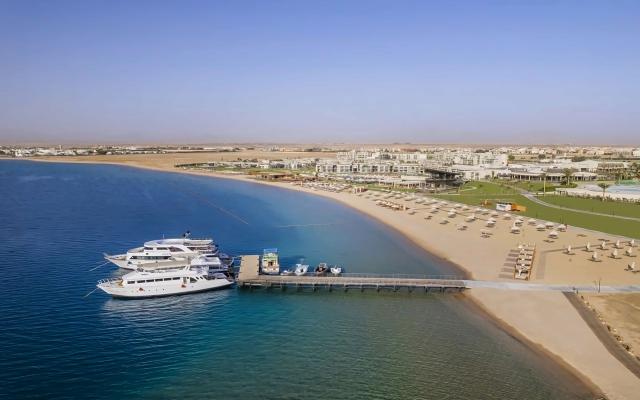 Rixos Premium Magawish Suites & Villas
