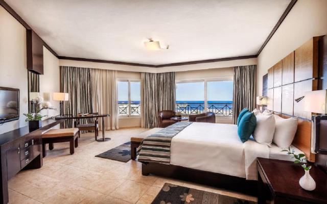 Executive Suite Sea View