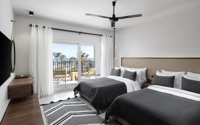 Two-Bedroom Suite Sea View