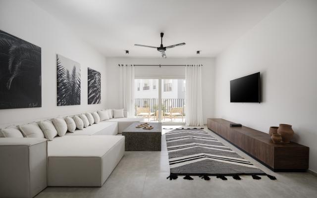 Two-Bedroom Suite Sea View