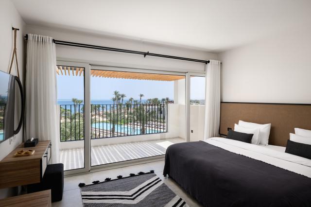 1 Bedroom Suite Sea View