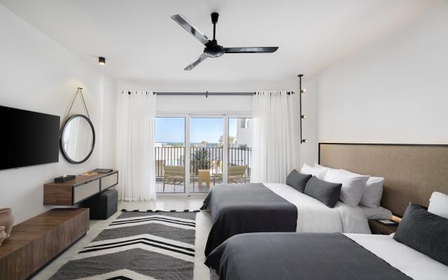 Signature Suite Sea View