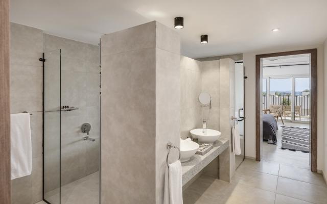 Signature Suite Sea View