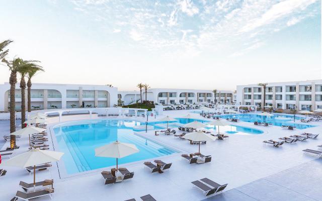Posh Club White Hills Resort By Sunrise