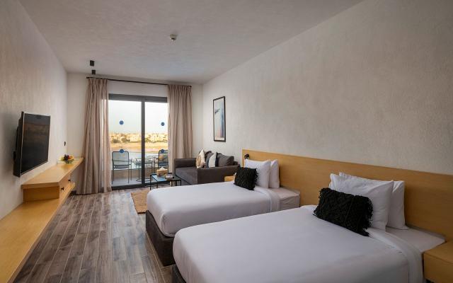 Creek Premium Room