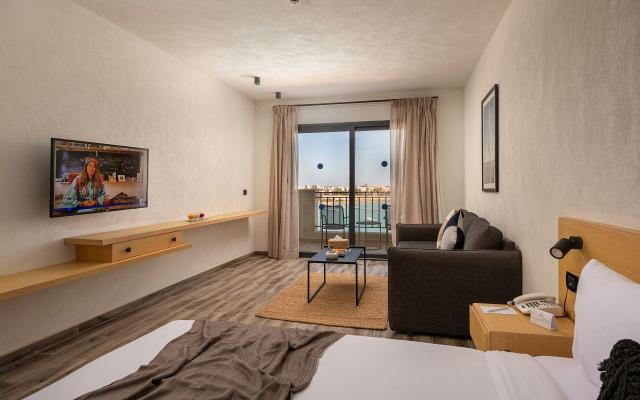 Creek Premium Studio With Kitchenette