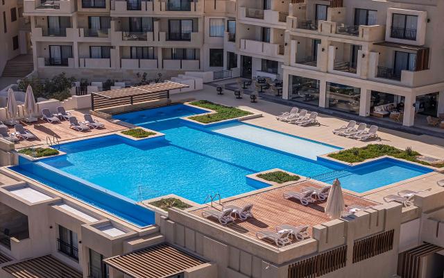Creek Hotel & Residences El Gouna