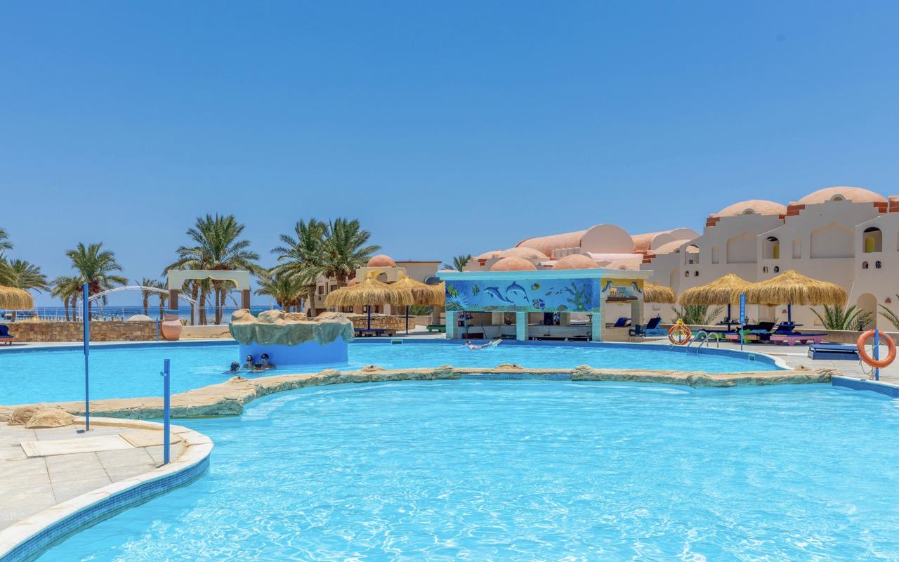 Protels Beach Club & Spa Resort