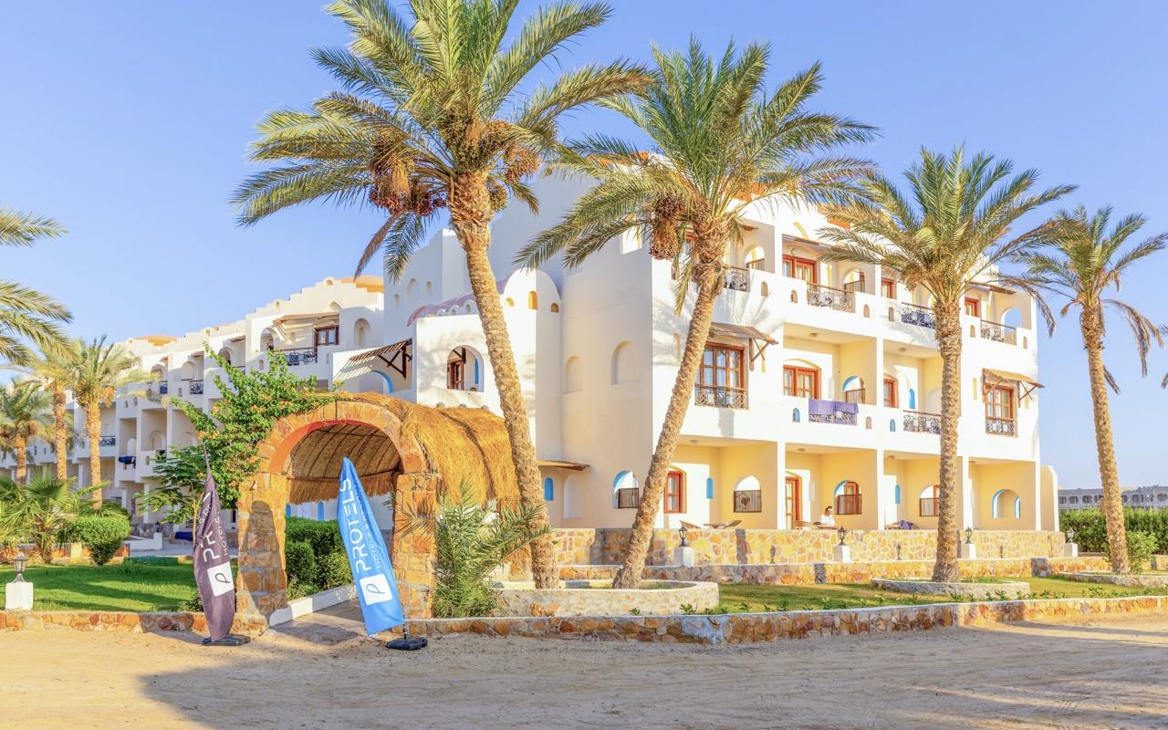 Protels Beach Club & Spa Resort