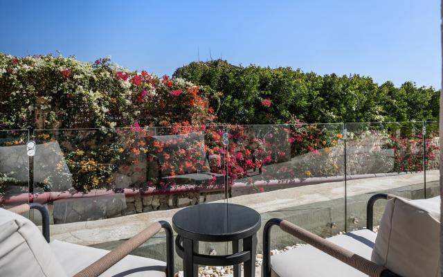Premium Room Garden or Pool View