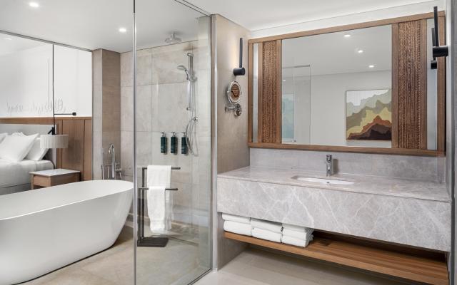 Romantic Suite With Pool & Partial Sea View