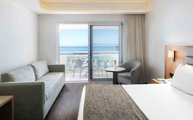 Twin Room Marina View