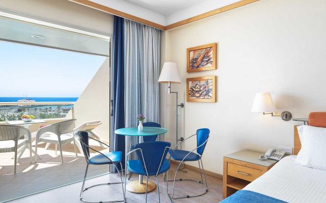 Executive Twin Room Marina View