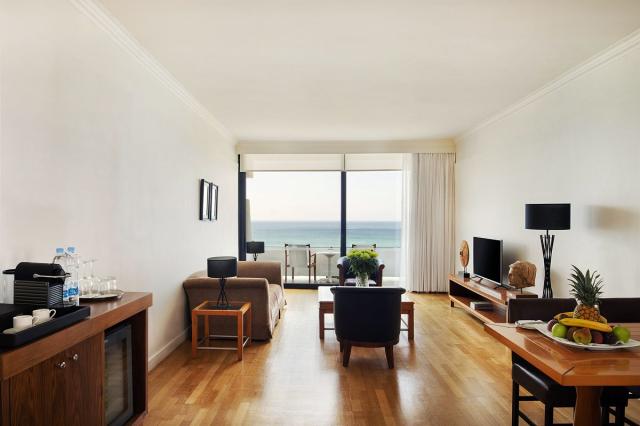  Deluxe Suite Sea View