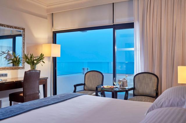 Twin Sea View