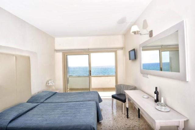Twin Room Sea View