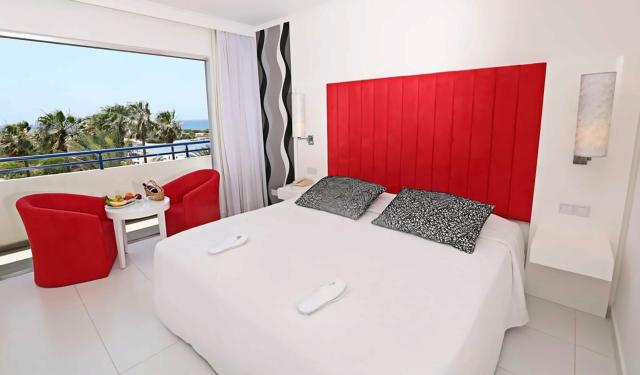 Twin Room Side Sea View