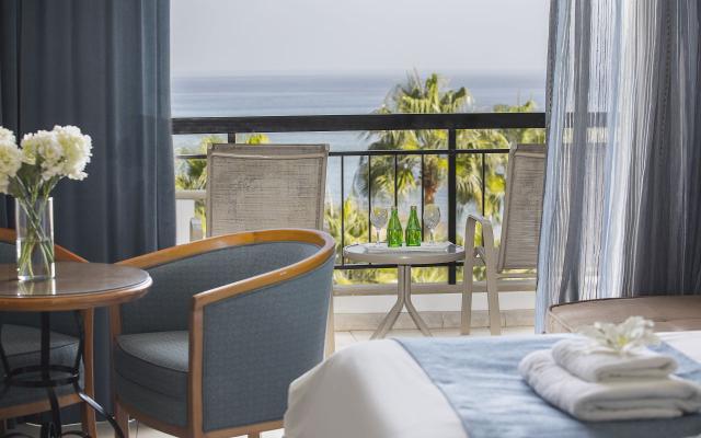Twin Room Side Sea View