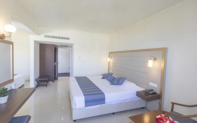 Family Room Side Sea View