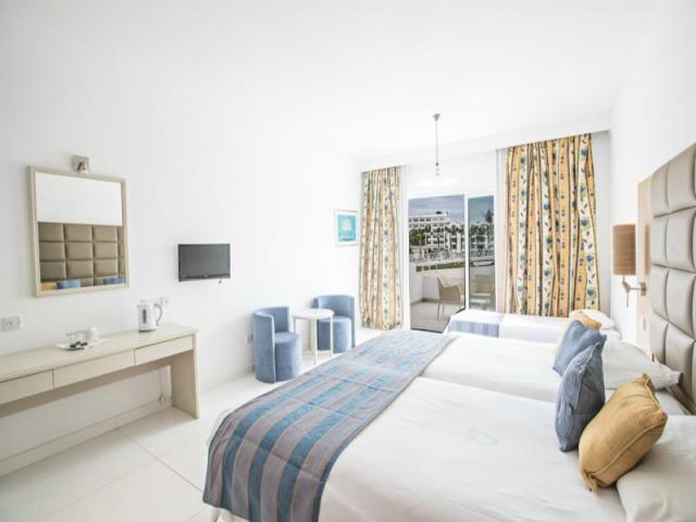Family Room Side Sea View