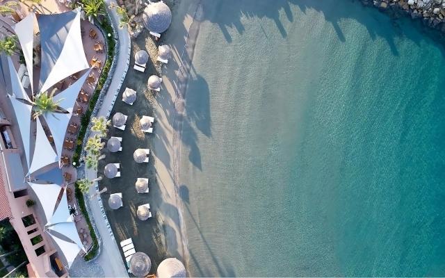 Amathus Beach