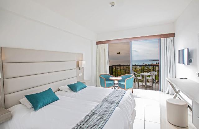 Twin Room Sea View